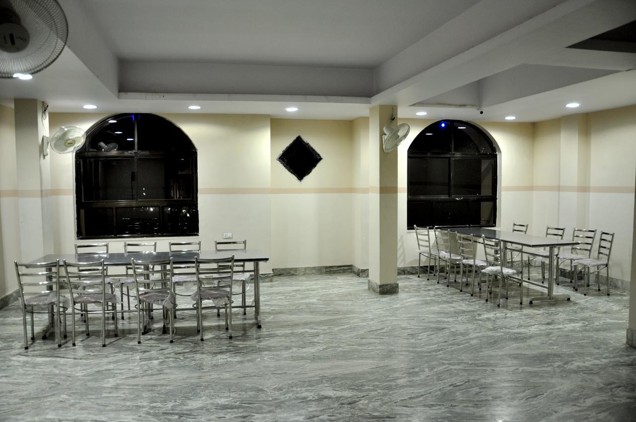 Hotel Kirti Plaza Chittorgarh Екстериор снимка