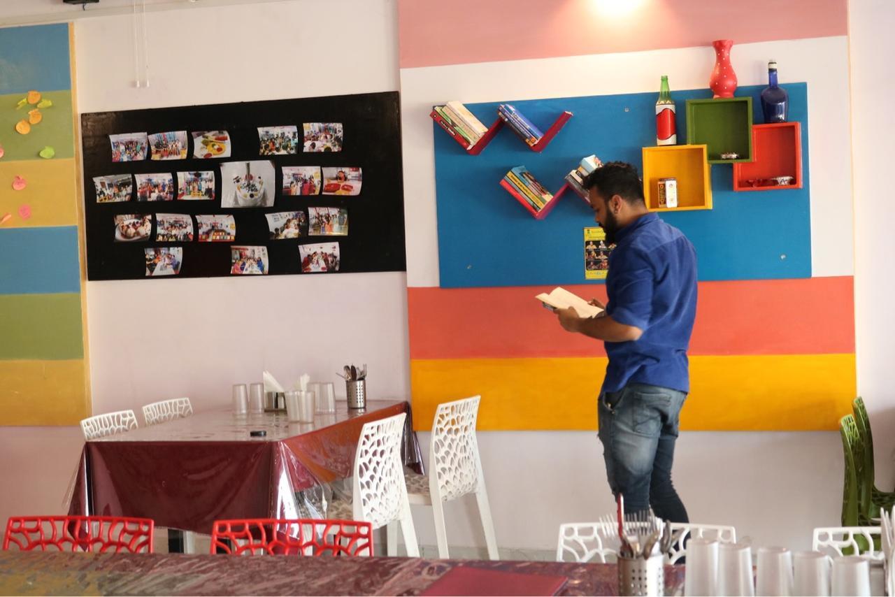 Hotel Kirti Plaza Chittorgarh Екстериор снимка